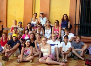 teen study abroad - Teens after an excursion